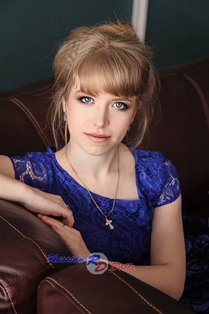 176507 - Elena Age: 31 - Russia