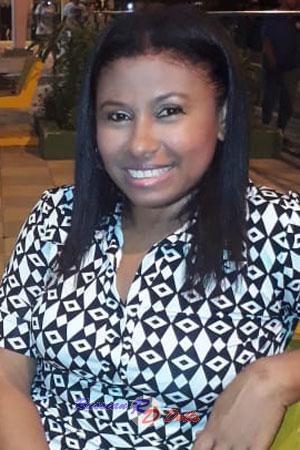 181315 - Zorayda Age: 44 - Colombia
