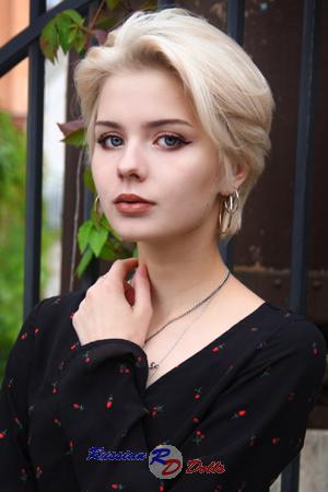 186516 - Svetlana Age: 25 - Russia