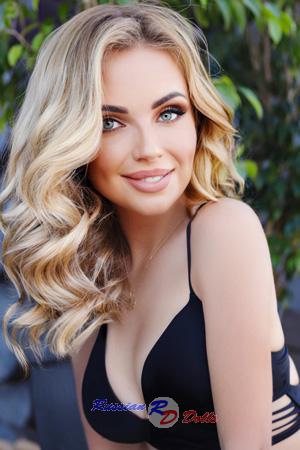 196497 - Kseniya Age: 32 - Ukraine
