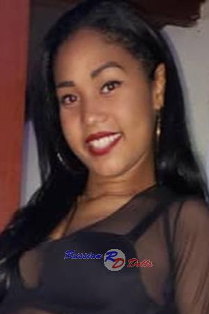 197109 - Doralis Age: 25 - Cuba