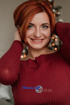 199193 - Olga Age: 35 - Russia