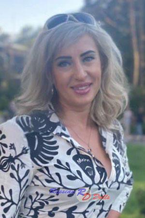204334 - Lesya Age: 48 - Ukraine