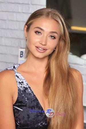 205504 - Zlata-Maria Age: 27 - Ukraine