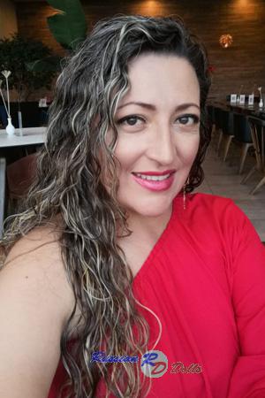 205749 - Yasmin Aleyda Age: 40 - Colombia