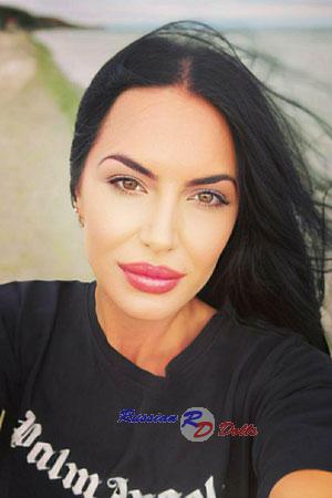 208544 - Natalya Age: 35 - Spain