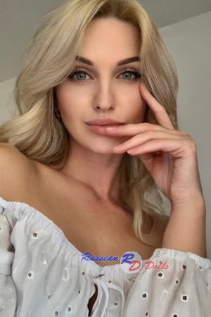 215636 - Khrystyna Age: 30 - Ukraine