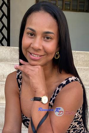 225778 - Yuleines Age: 38 - Colombia