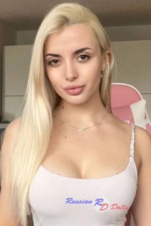 227347 - Daryna Age: 22 - Ukraine