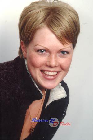 76370 - Anastasia Age: 22 - Russia