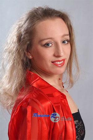 79782 - Oksana Age: 43 - Russia