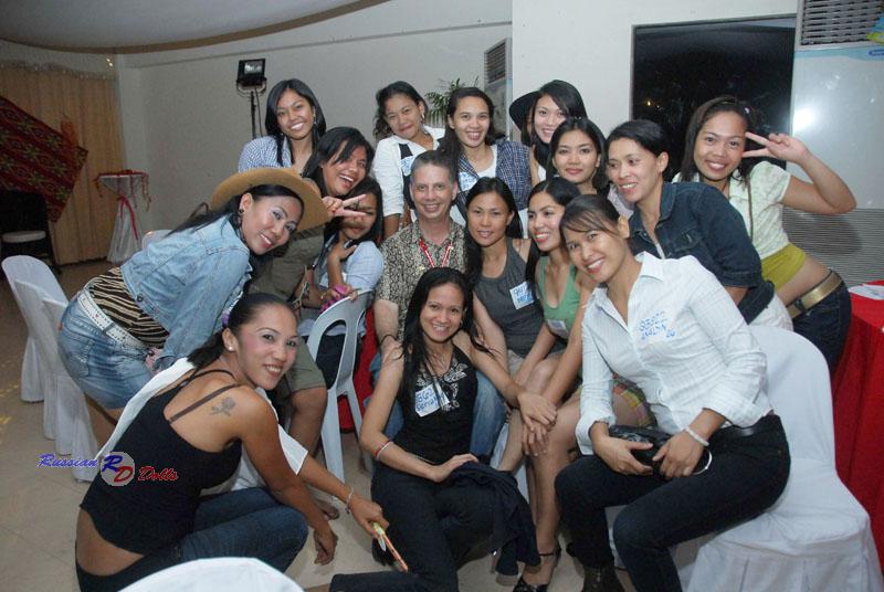 Philippines-women-3600