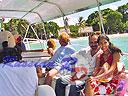 cartagena-women-boat-1104-14